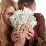 Povestea unei femei care voia să se căsătorească cu un bărbat bogat Povestea unei femei care voia să se căsătorească cu un bărbat bogat
