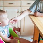 7 moduri prin care să-ți convingi copilul să mănânce